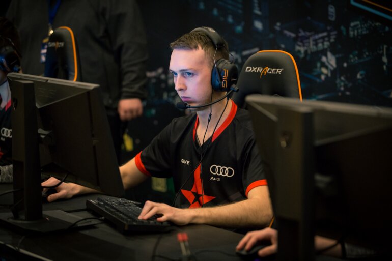 One of the main reasons Astralis has been one of the best CS:GO teams in the world has been Lukas "gla1ve" Rossander.