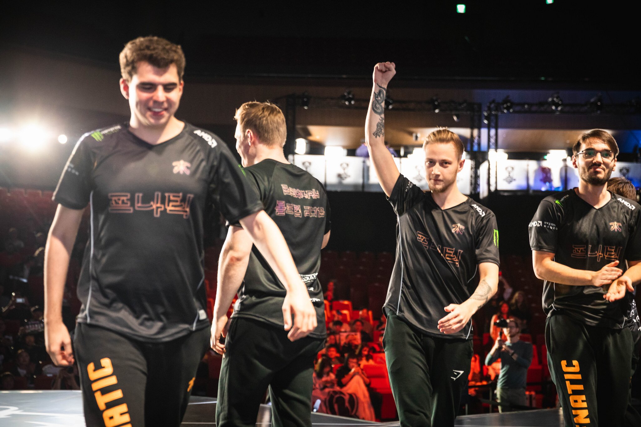 Rekkles and Fnatic put on a dominant performance during the final day of the group stages.