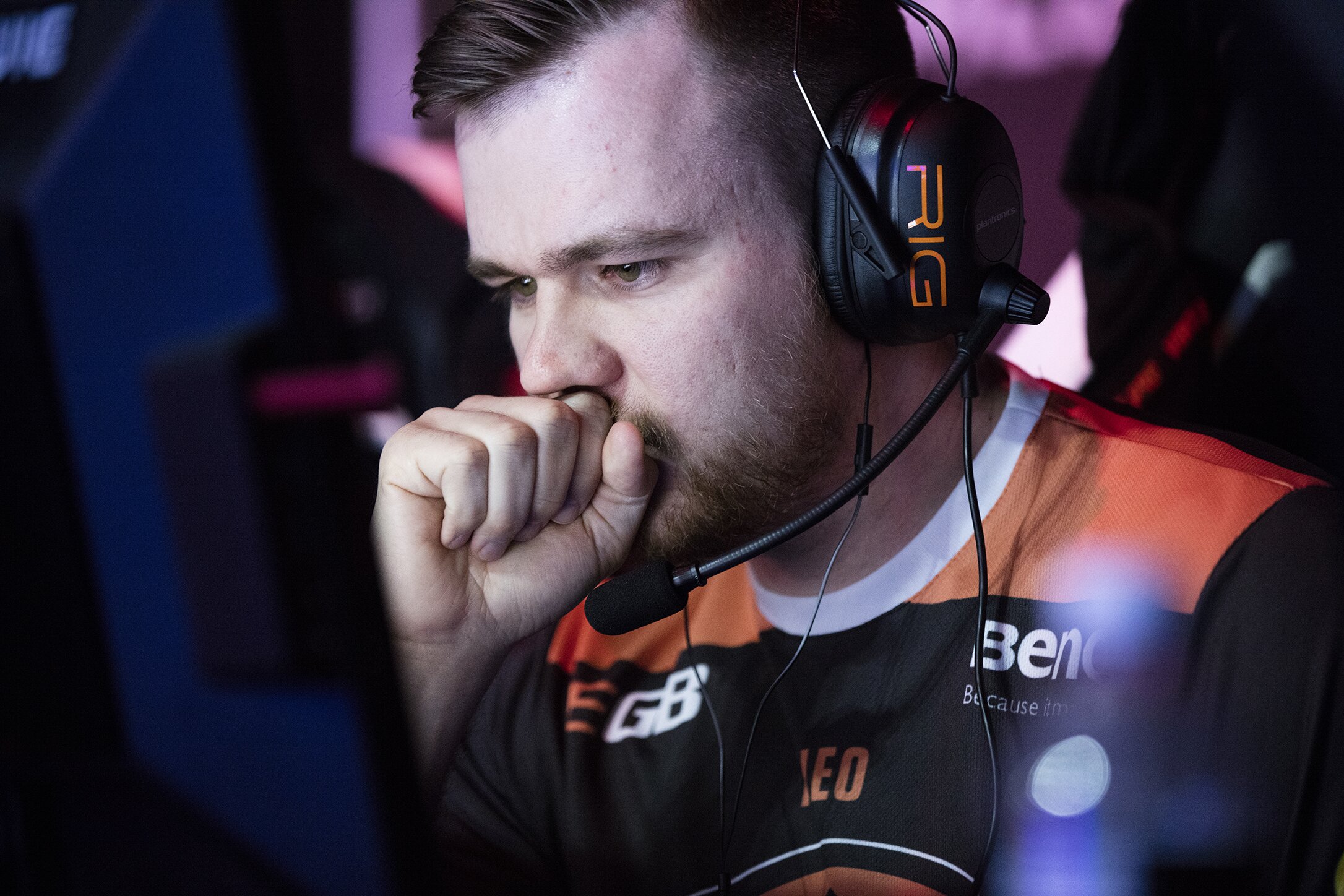 One can’t talk about CS:GO without talking about legendary Polish veterans Virtus.pro. However, the roster had seen a significant decline in performance.