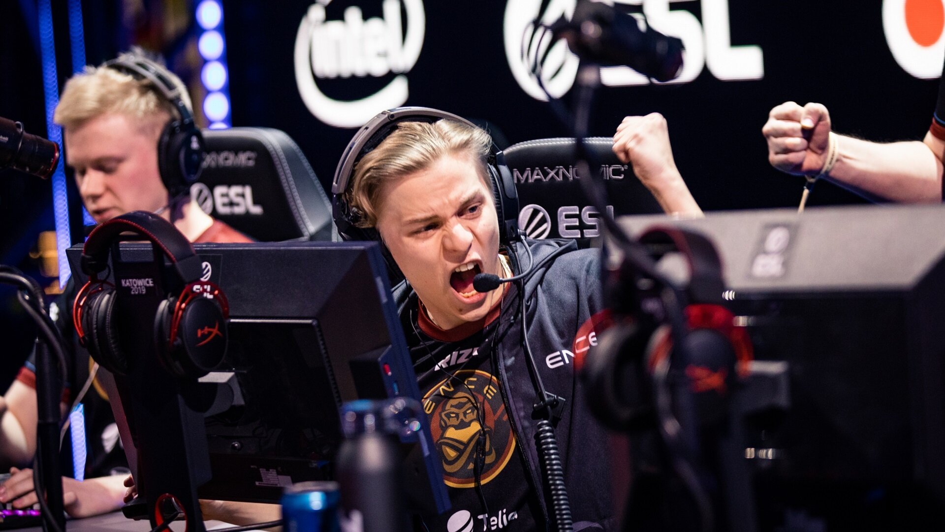 The Champions Stage has finally touched down at IEM Katowice, with the two opening series showing some of the world’s best right off the bat. (Photo courtesy of HLTV.org)