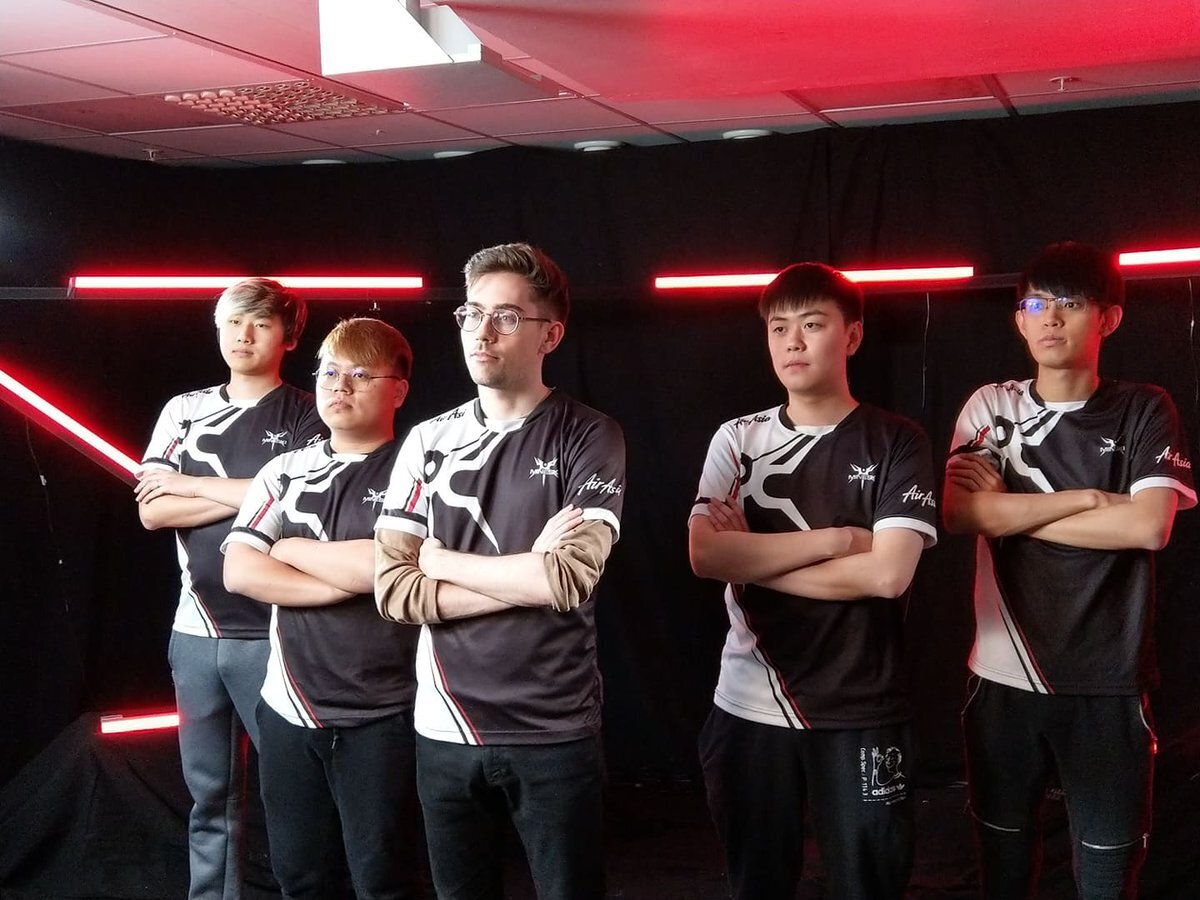 After placing after placing 9-12th in Dreamleague Season 11, Mineski announced pieliedie and Febby" Kim were leaving.