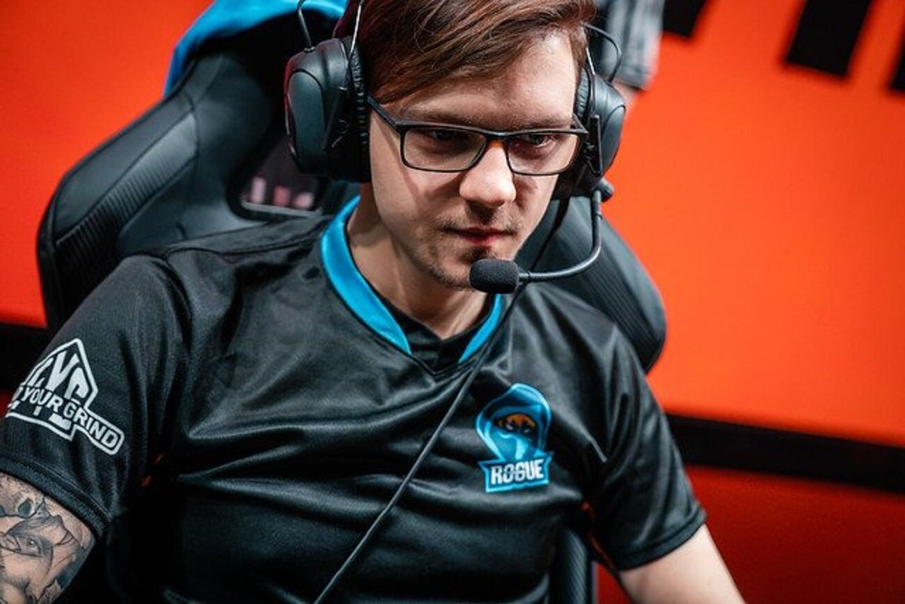 Kikis announced his free agency this week. He's leaving Rogue and looking for a new team in the LEC or LCS. (Photo courtesy of Rogue)