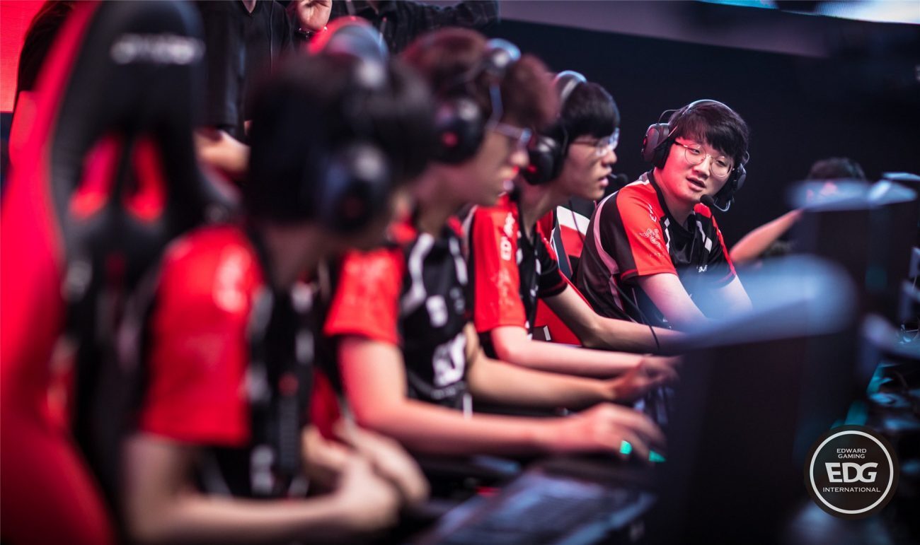 EDward Gaming and FunPlus Phoenix share the lead by the end of Week 2 in the LPL. (Image via EDward Gaming)