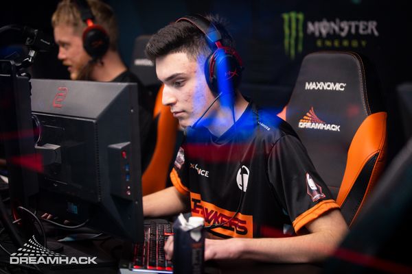 Plopski brings his strong rifle to the NiP lineup despite his youth (photo courtesy of Dreamhack)