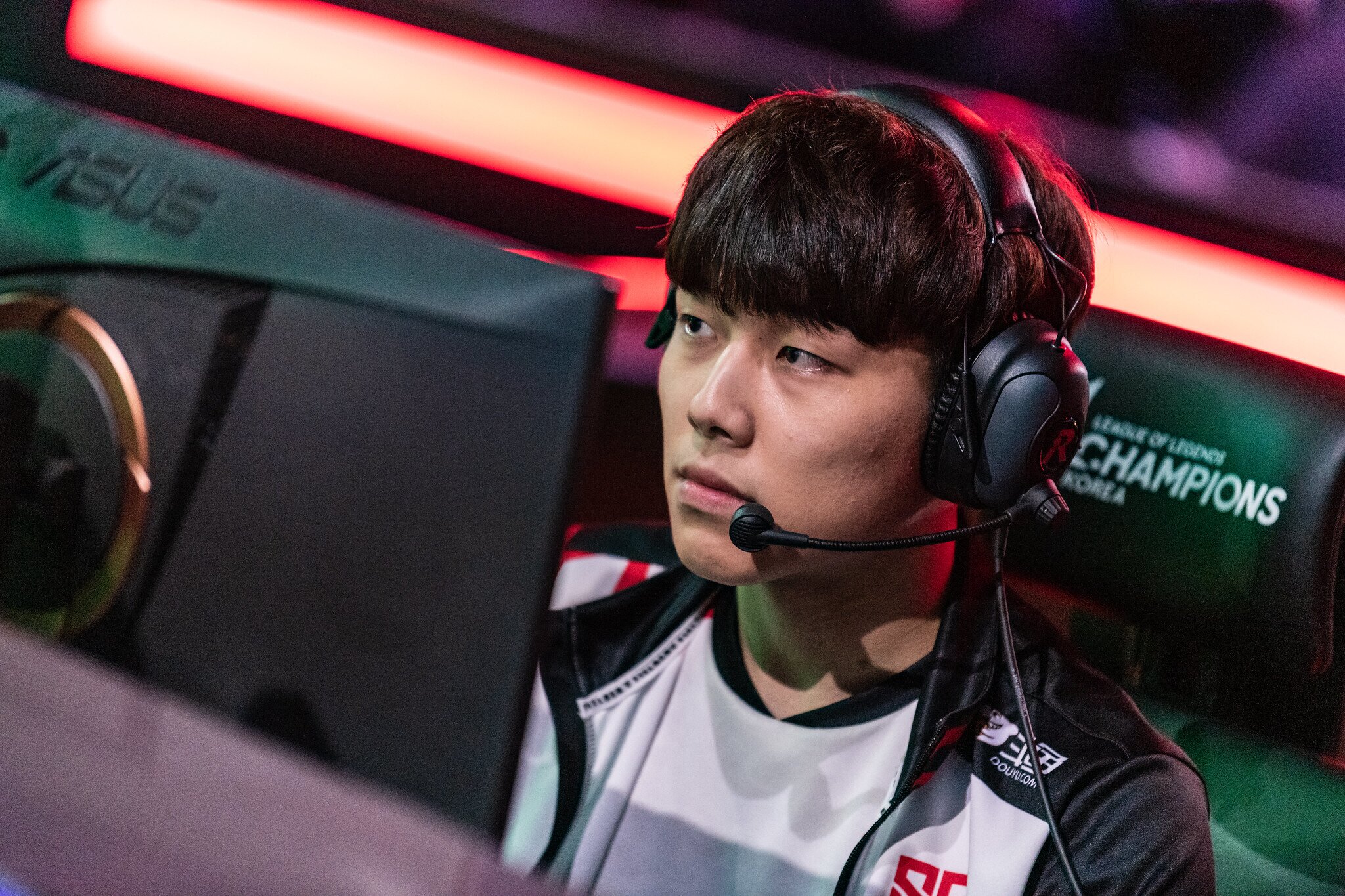Sandbox Gaming have control of first in the LCK despite a 0-2 loss to Damwon Gaming on Thursday (Photo courtesy of Riot Korea)