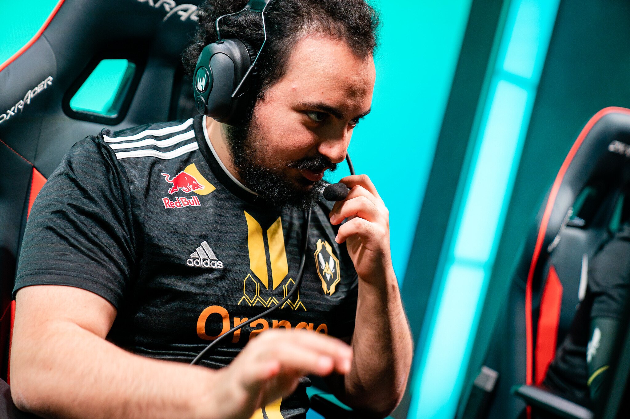 Team Vitality rallied late in the season to push for a top six finish in the LEC. (Image via Riot Games)