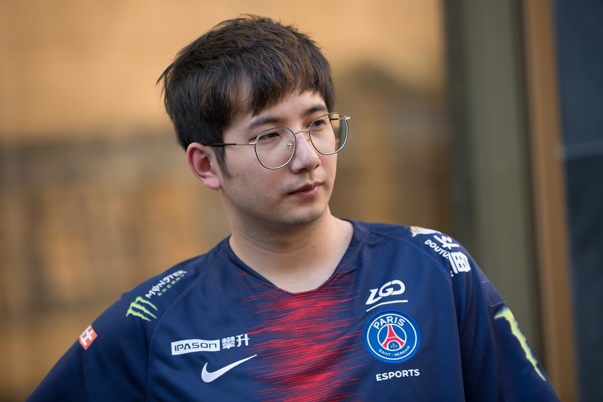 PSG.LGD have consistently been in the top six this season. Can they take the leap to first? (Image via EPICENTER)