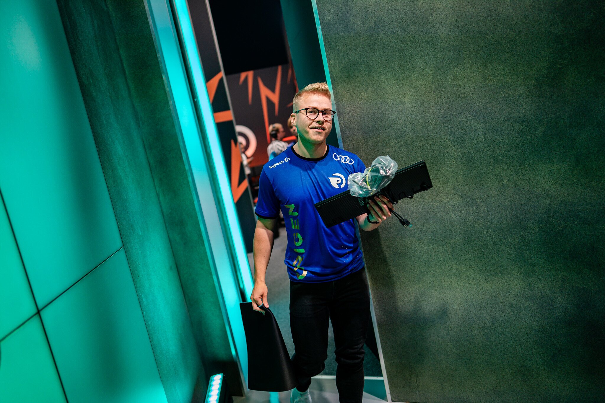 Origen jungler Kold has officially parted ways with the organization and will be replaced by Xerxe (Photo via Michal Konkol/ Riot Games)