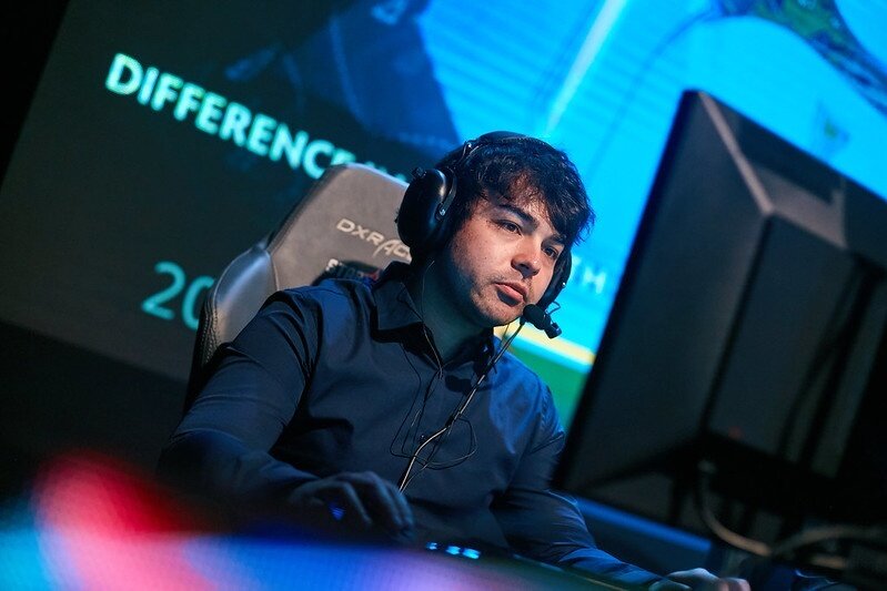 Brax told Hotspawn "I am worried about Dota's longevity in North America but I have no control over it so any discouraging thoughts towards it ends there for me" (Photo via Starladder)