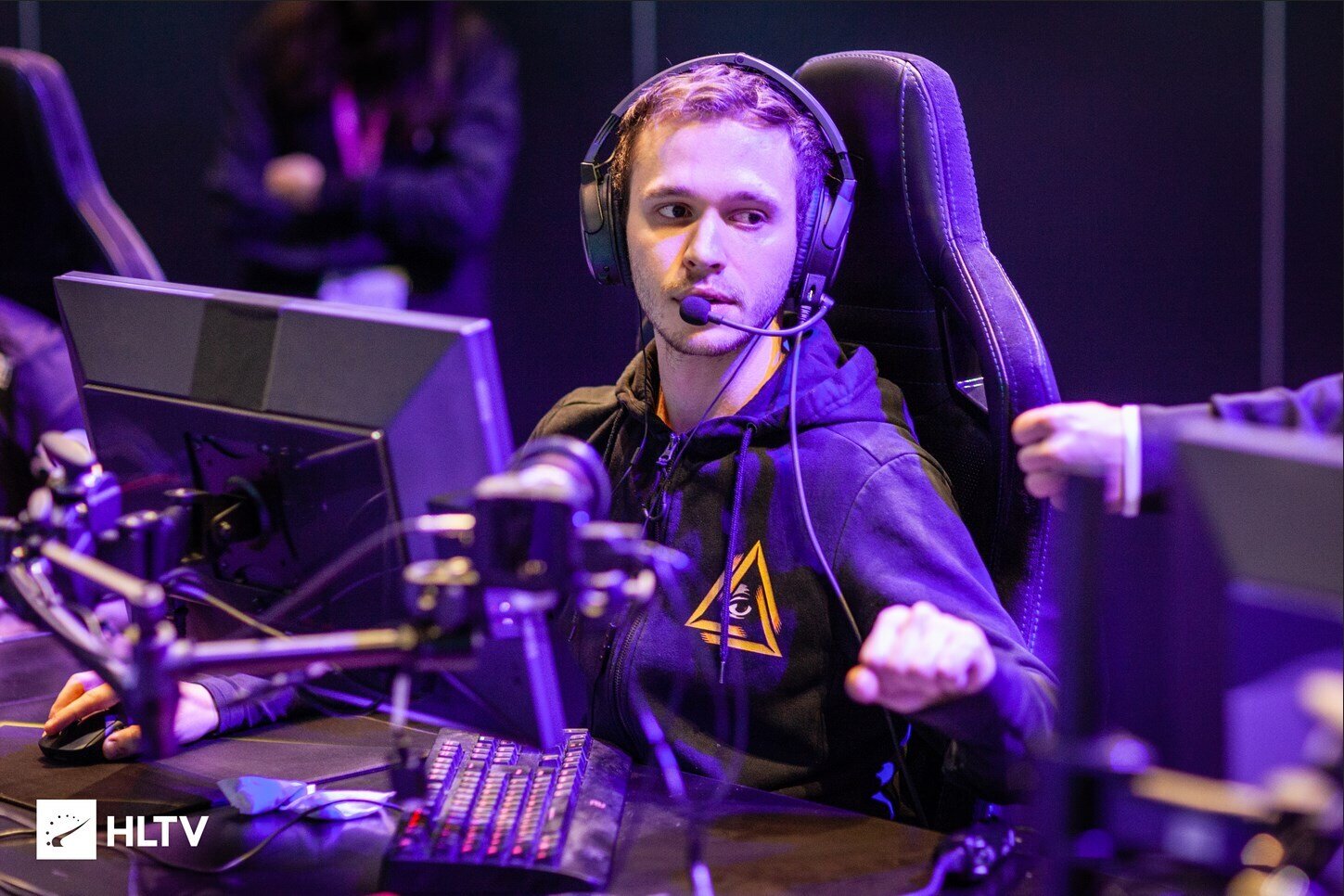 GODSENT have taken first place in a group with mousesports, Fnatic, and G2 Esports (Photo via HLTV)