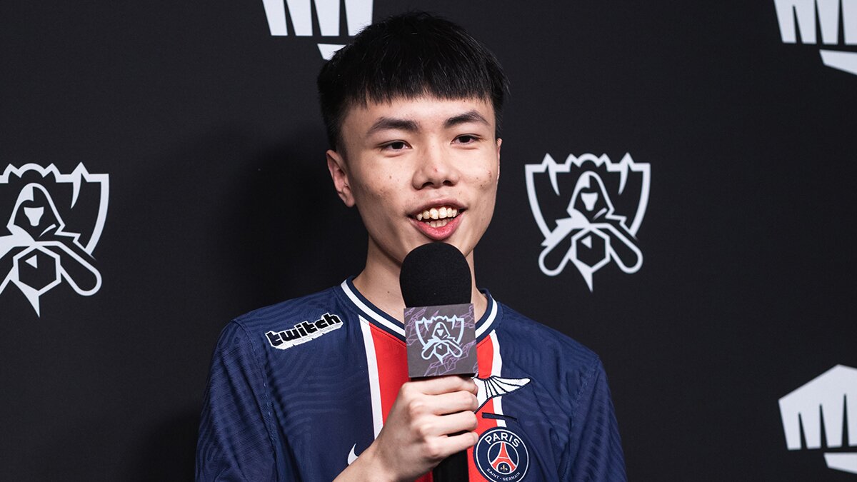 While no longer in contention for the title, Kaiwing cherishes his time at the World Championship (Photo via Riot Games)