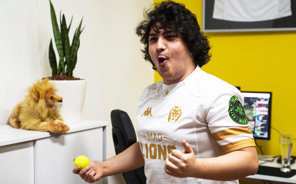 Armut, MAD Lions' top laner.