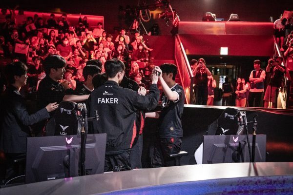 FPX knocked out of League of Legends Worlds 2021 after 0-4 loss in