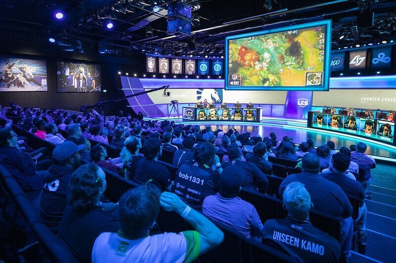 LEC and LCS Both Cancel Audience Attendance