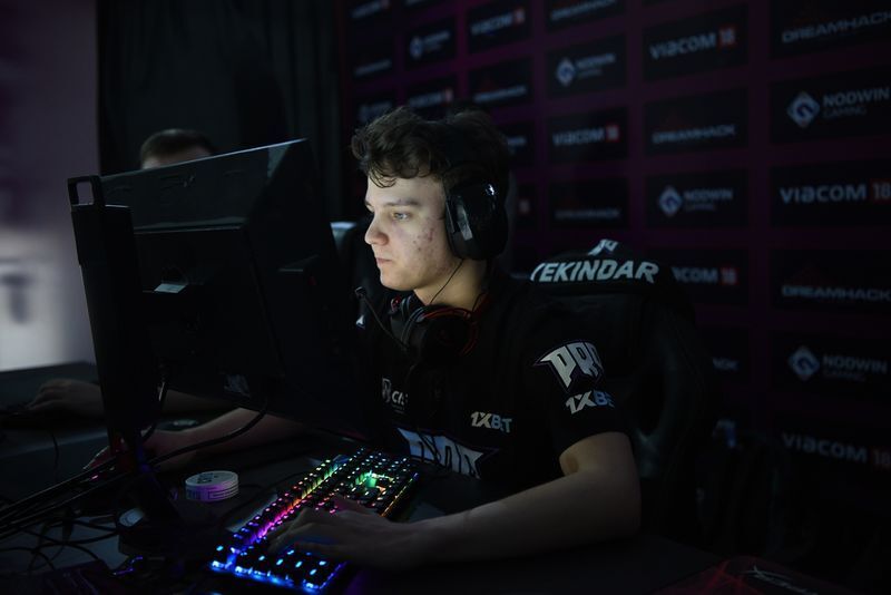 Virtus.Pro Add YEKINDAR, buster Goes Inactive