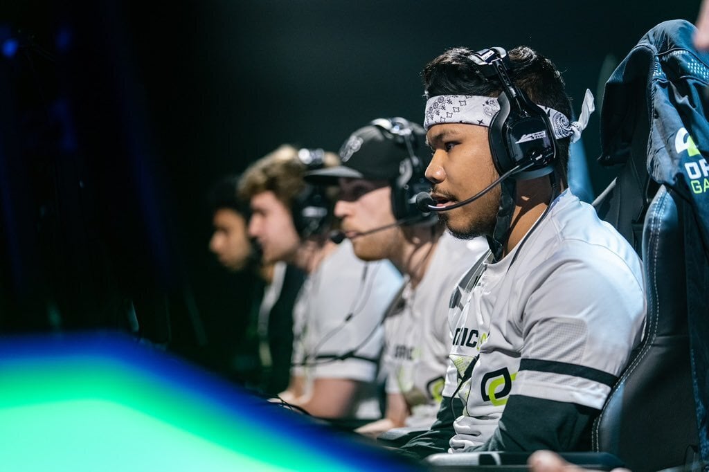 OpTic Gaming Los Angeles Sign Hollow and Drazah