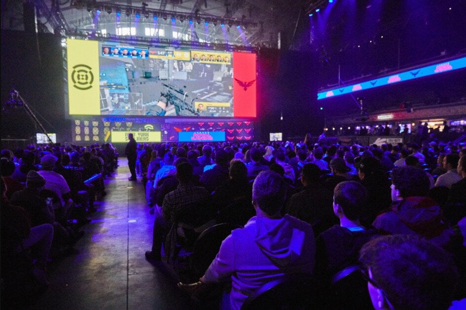 London Royal Ravens Drop Seven Players