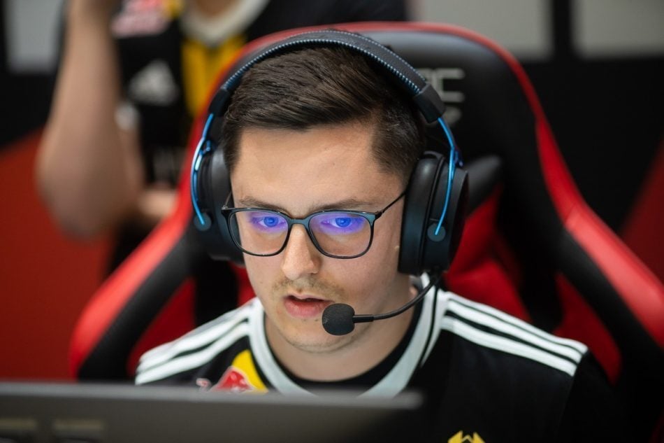 Vitality, OG, Fnatic, and FaZe Advance to IEM New York Playoffs   