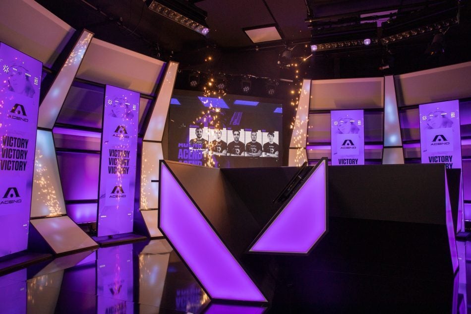 ACEND outlasts Team Heretics to win VCT EU Masters One