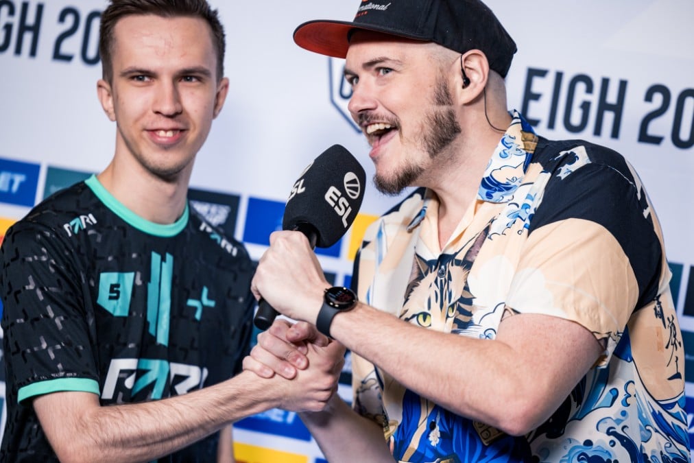 PARI Dukalis ESL One Raleigh