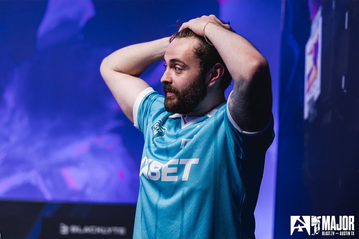 Lucaozy MIBR Benched