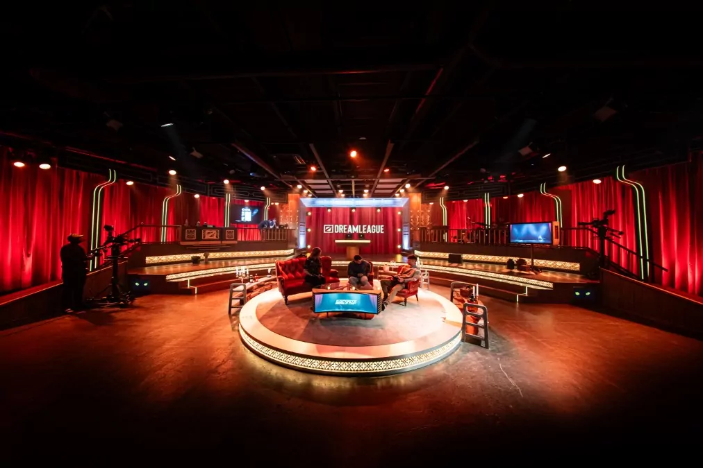 DreamLeague Season 25 stage