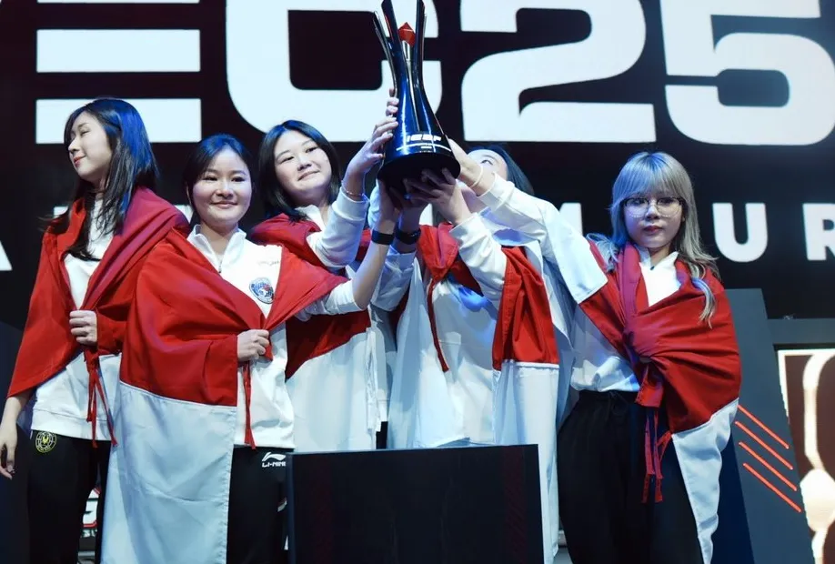 IESF WEC 2025: Indonesia Recaptures MLBB Female Division Championship