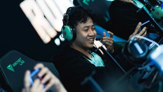 RORA Yue: “Always love yourself first to give you motivation to do things you want to achieve.”