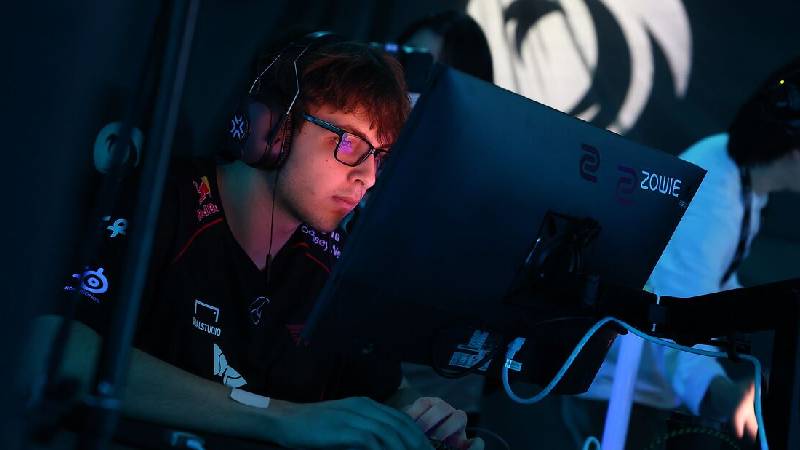 ENVY signs Rossy for VCT Americas 2026