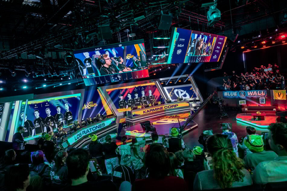 Karmine Corp Los Ratones LEC Versus