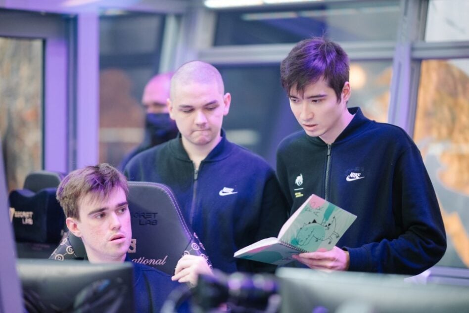 Team Spirit Dota 2: Silent steps aside as coach, Larl goes on vacation
