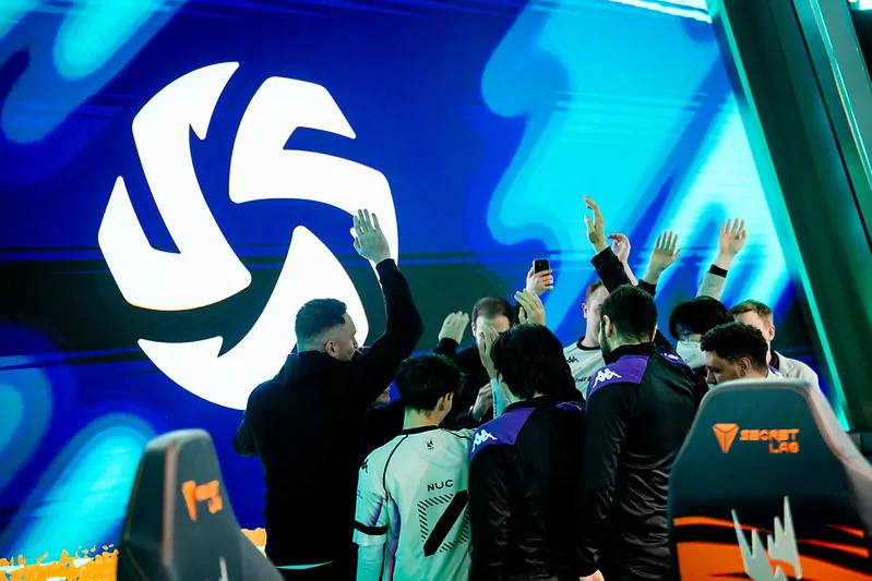 Shifters during the LEC Versus