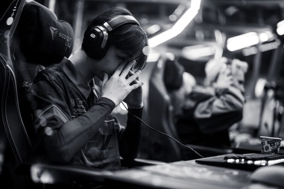 What the heck is happening to PARIVISION in Dota 2?