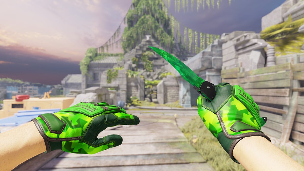 Specialist Gloves Lime Polycam + Falchion Knife Gamma Doppler (Emerald)